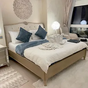 Хостел Royal Beach Residences, Дубай