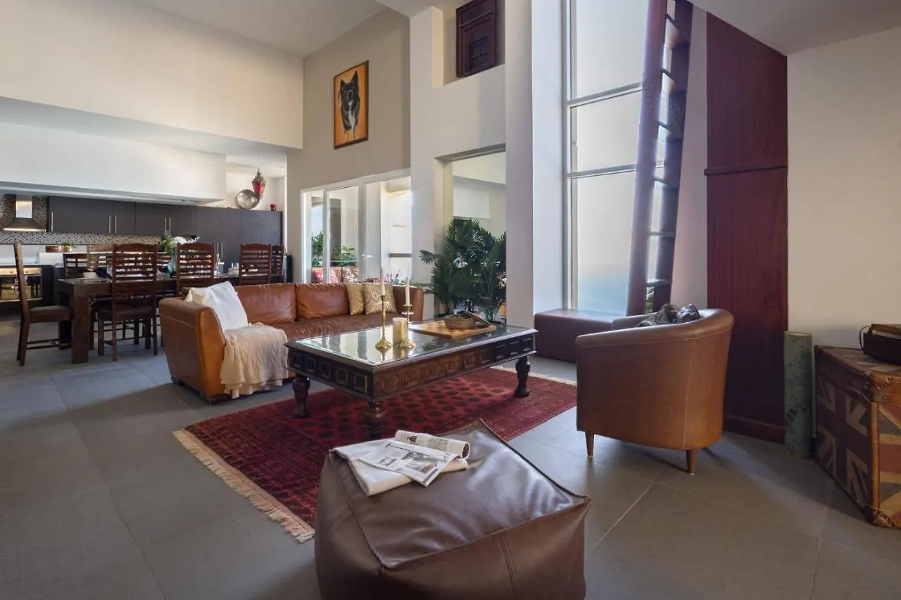 Frank Porter - Sadaf 4 Apartment Dubai